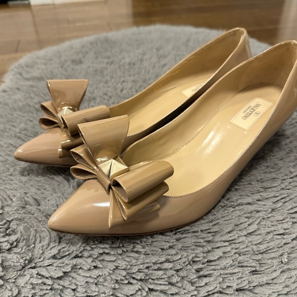 Valentino Garavani Heels - Picture 2 of 6